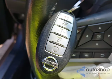 2018 Nissan Rogue Sv/Sl z USA, uszkodzony, nr VIN 5N1AT2MV8JC722440